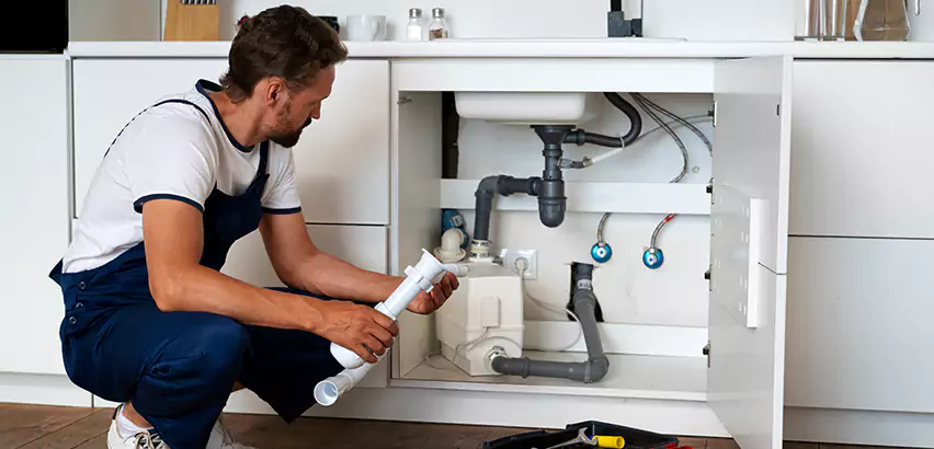 Plumbers for Frozen Pipes in Kendale Lakes